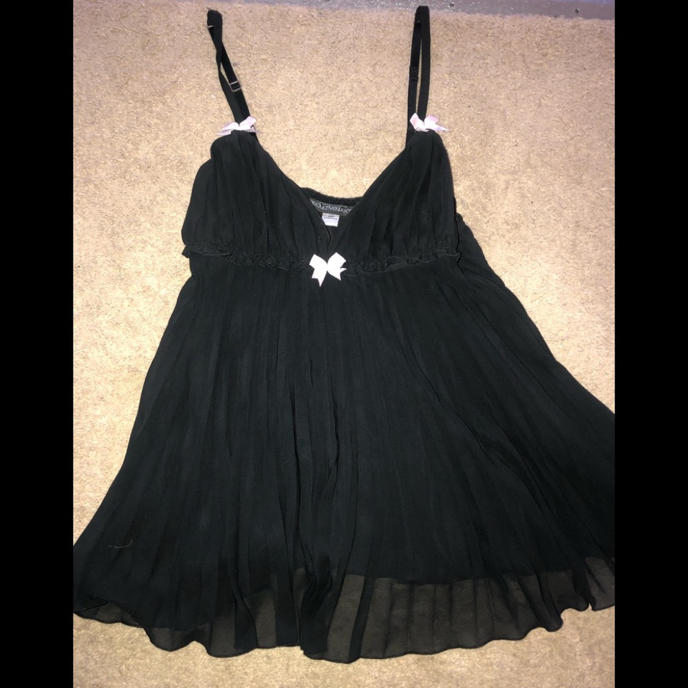 SeductiveWear Black & Pink Pleated Nightie